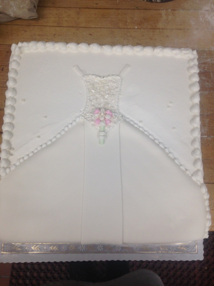 wedding dress square cake.jpg